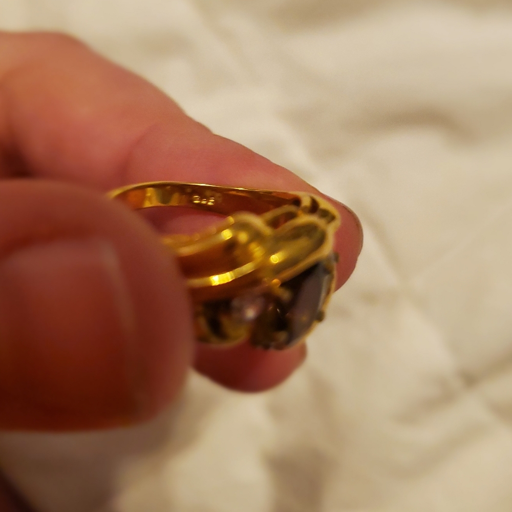 Karis Gold and crystal designer ring - Picture 2 of 9